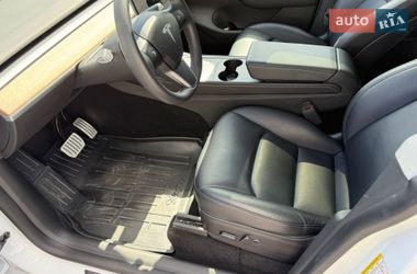 Внедорожник / Кроссовер Tesla Model Y 2022 в Ровно