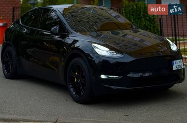 Внедорожник / Кроссовер Tesla Model Y 2020 в Львове