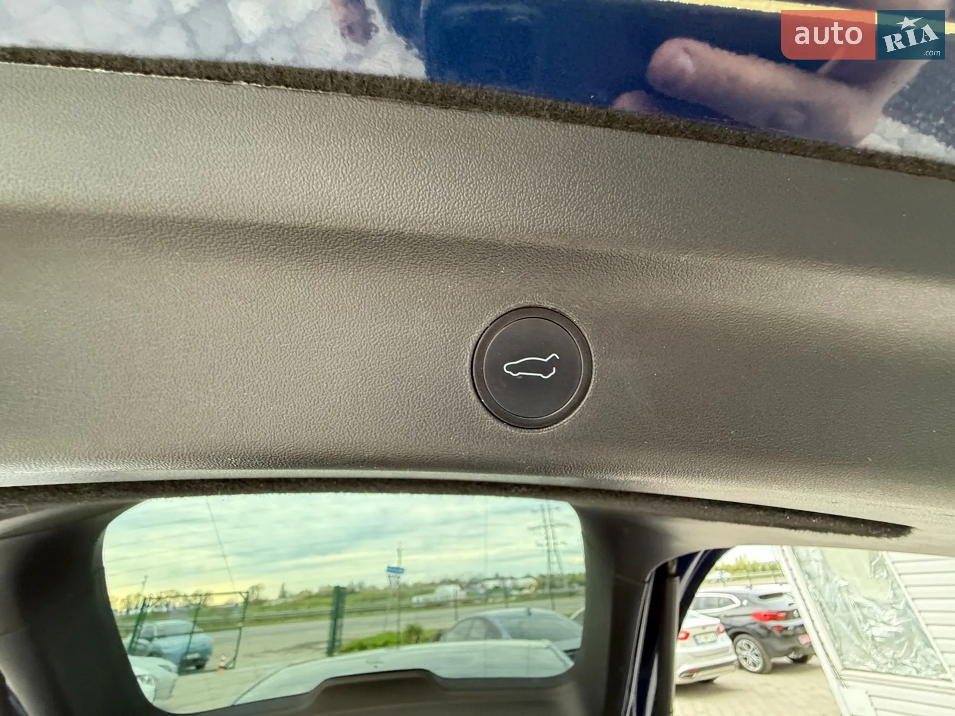2021 Tesla Model Y - мініатюра 16