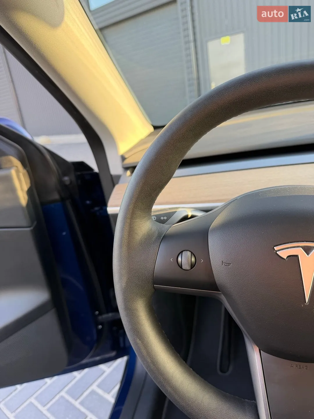 2021 Tesla Model Y - мініатюра 23