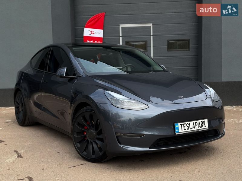 Tesla Model Y 2022