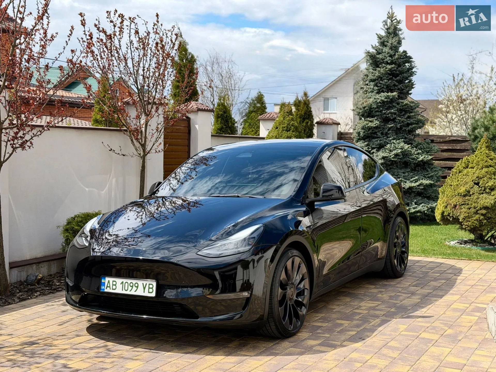 2022 Tesla Model Y - мініатюра 3