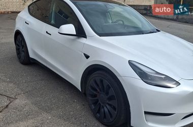 Внедорожник / Кроссовер Tesla Model Y 2024 в Харькове