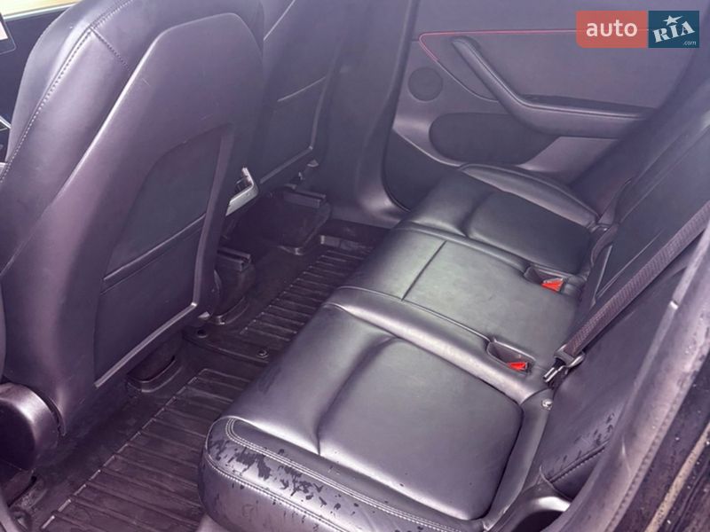 Внедорожник / Кроссовер Tesla Model Y 2020 в Львове