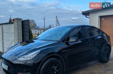 Внедорожник / Кроссовер Tesla Model Y 2021 в Нововолынске