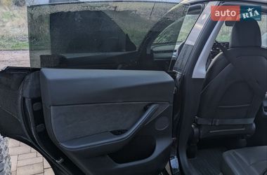 Внедорожник / Кроссовер Tesla Model Y 2021 в Нововолынске