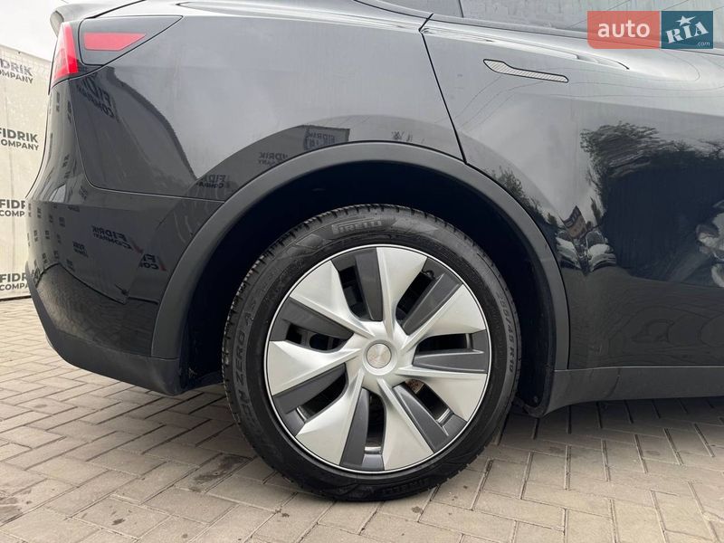 Внедорожник / Кроссовер Tesla Model Y 2023 в Луцке