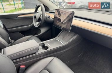 Внедорожник / Кроссовер Tesla Model Y 2023 в Луцке