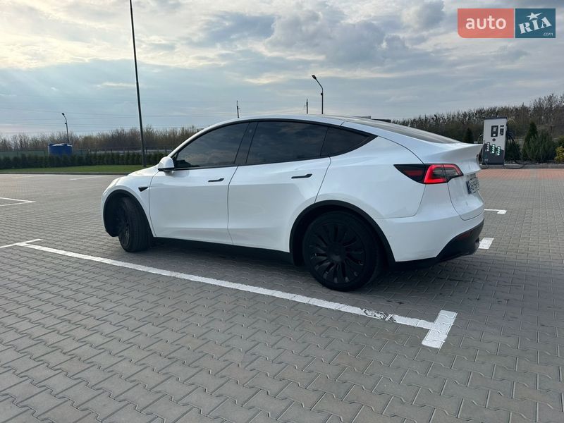 Внедорожник / Кроссовер Tesla Model Y 2021 в Виннице
