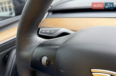 Внедорожник / Кроссовер Tesla Model Y 2022 в Житомире
