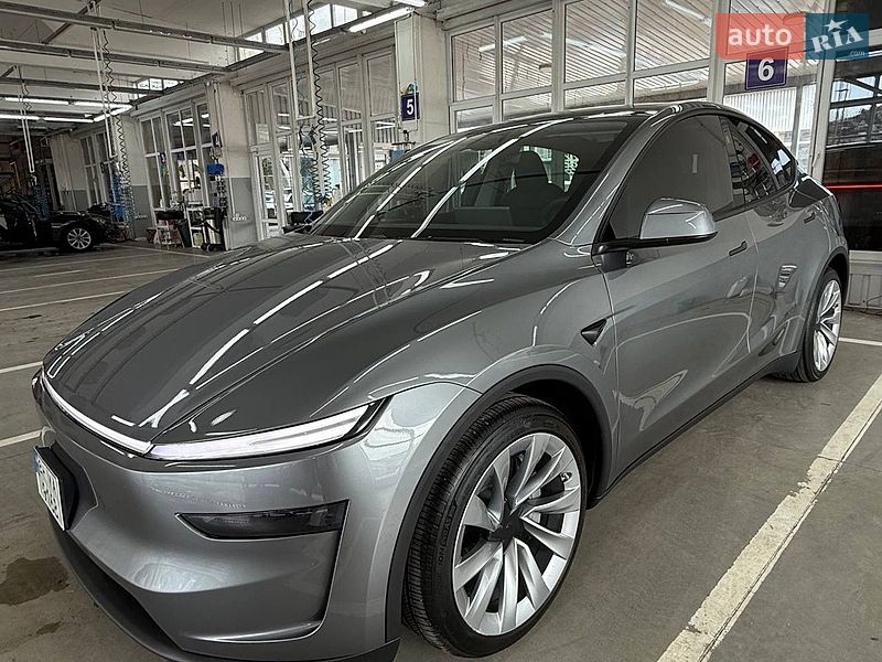 Позашляховик / Кросовер Tesla Model Y 2025 в Одесі