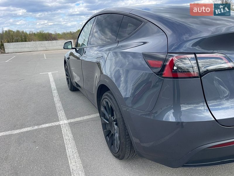 Позашляховик / Кросовер Tesla Model Y 2023 в Ірпені