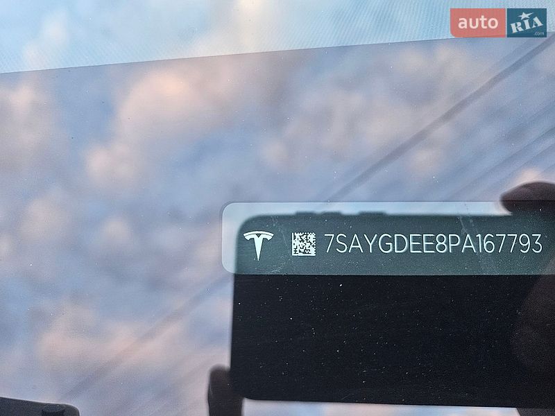 Внедорожник / Кроссовер Tesla Model Y 2023 в Рава-Русской