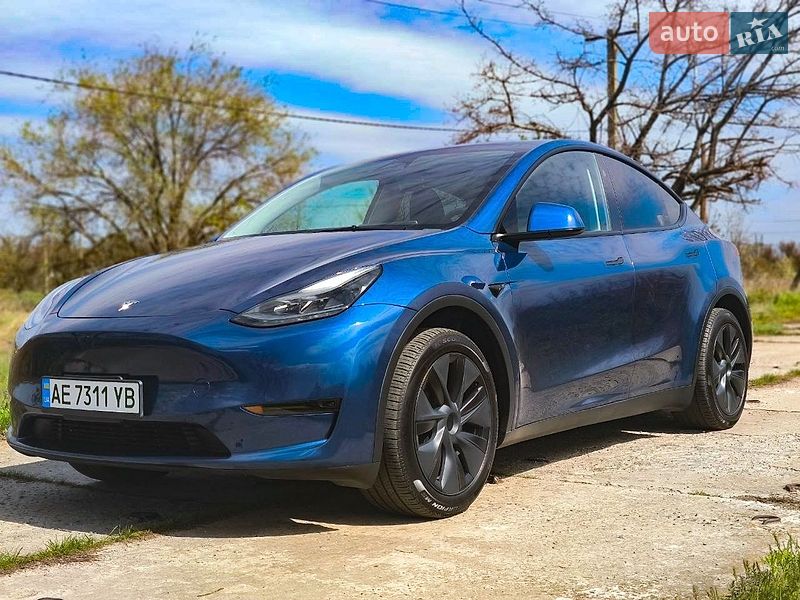 Внедорожник / Кроссовер Tesla Model Y 2024 в Днепре