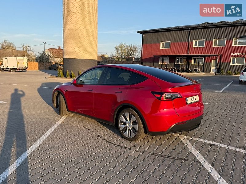 Внедорожник / Кроссовер Tesla Model Y 2022 в Дубно