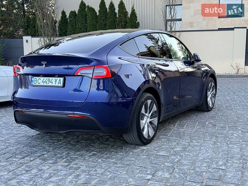 Внедорожник / Кроссовер Tesla Model Y 2021 в Львове