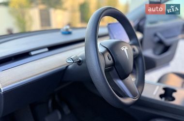 Внедорожник / Кроссовер Tesla Model Y 2021 в Львове