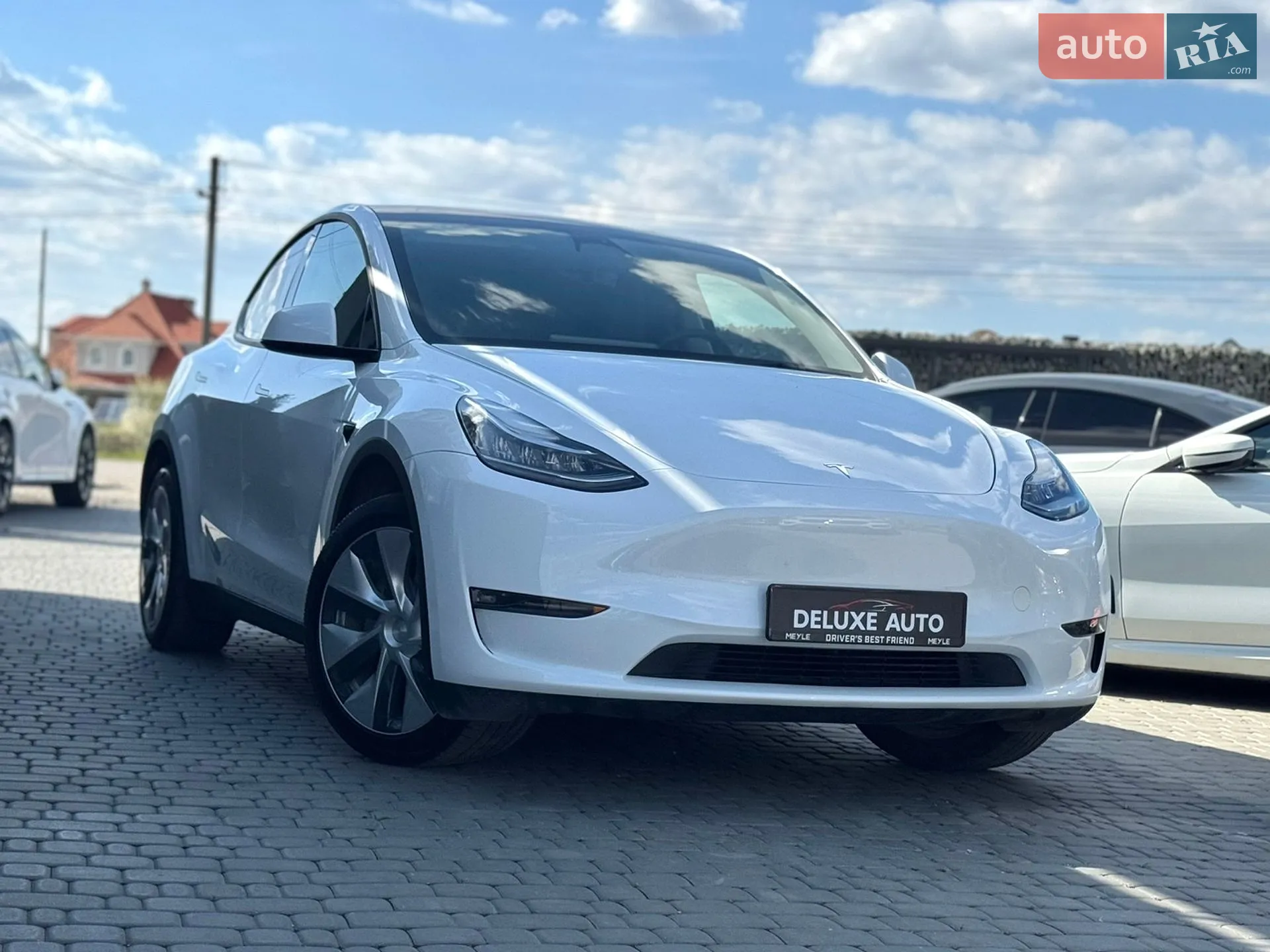2023 Tesla Model Y - мініатюра 3