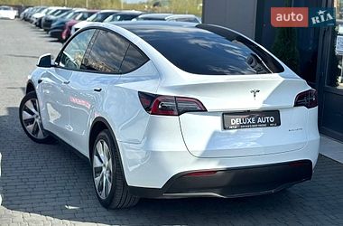 Внедорожник / Кроссовер Tesla Model Y 2023 в Ивано-Франковске