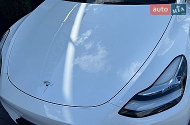 Внедорожник / Кроссовер Tesla Model Y 2023 в Ивано-Франковске