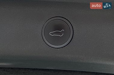 Внедорожник / Кроссовер Tesla Model Y 2023 в Ивано-Франковске