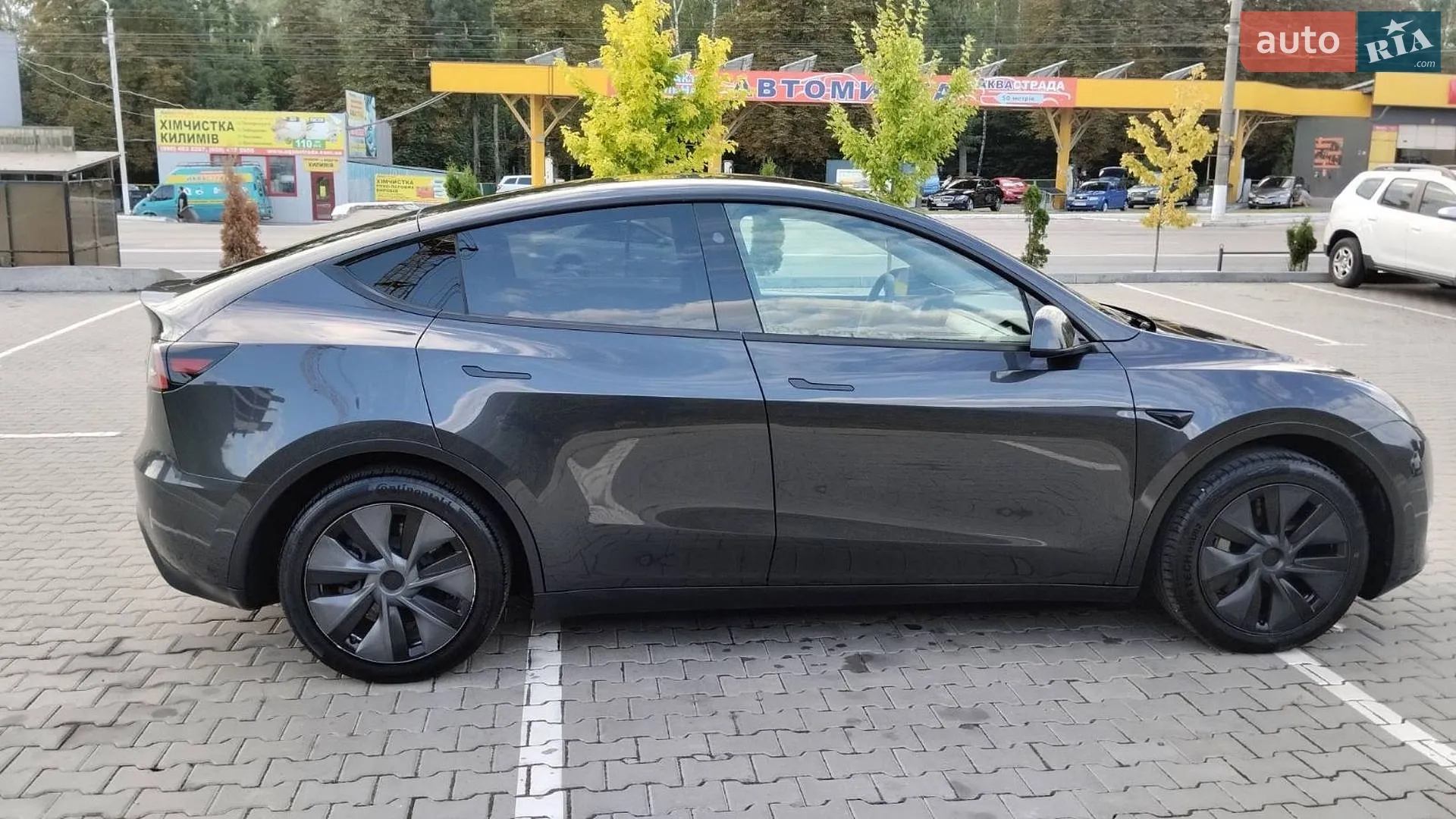 2024 Tesla Model Y - мініатюра 2
