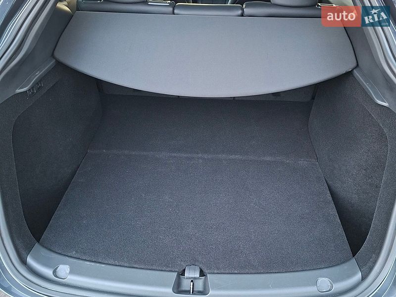 Внедорожник / Кроссовер Tesla Model Y 2023 в Одессе