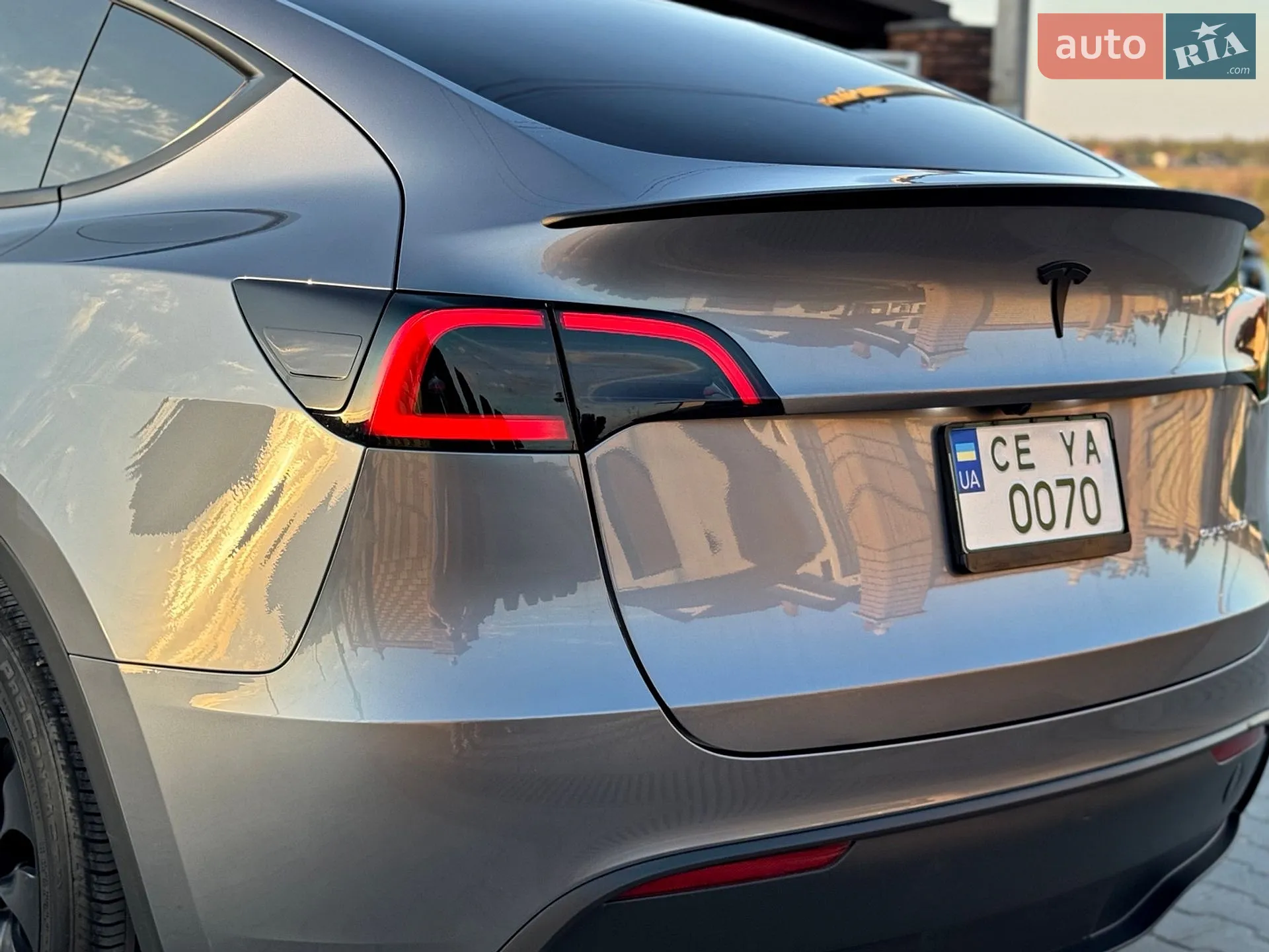 2024 Tesla Model Y - мініатюра 15
