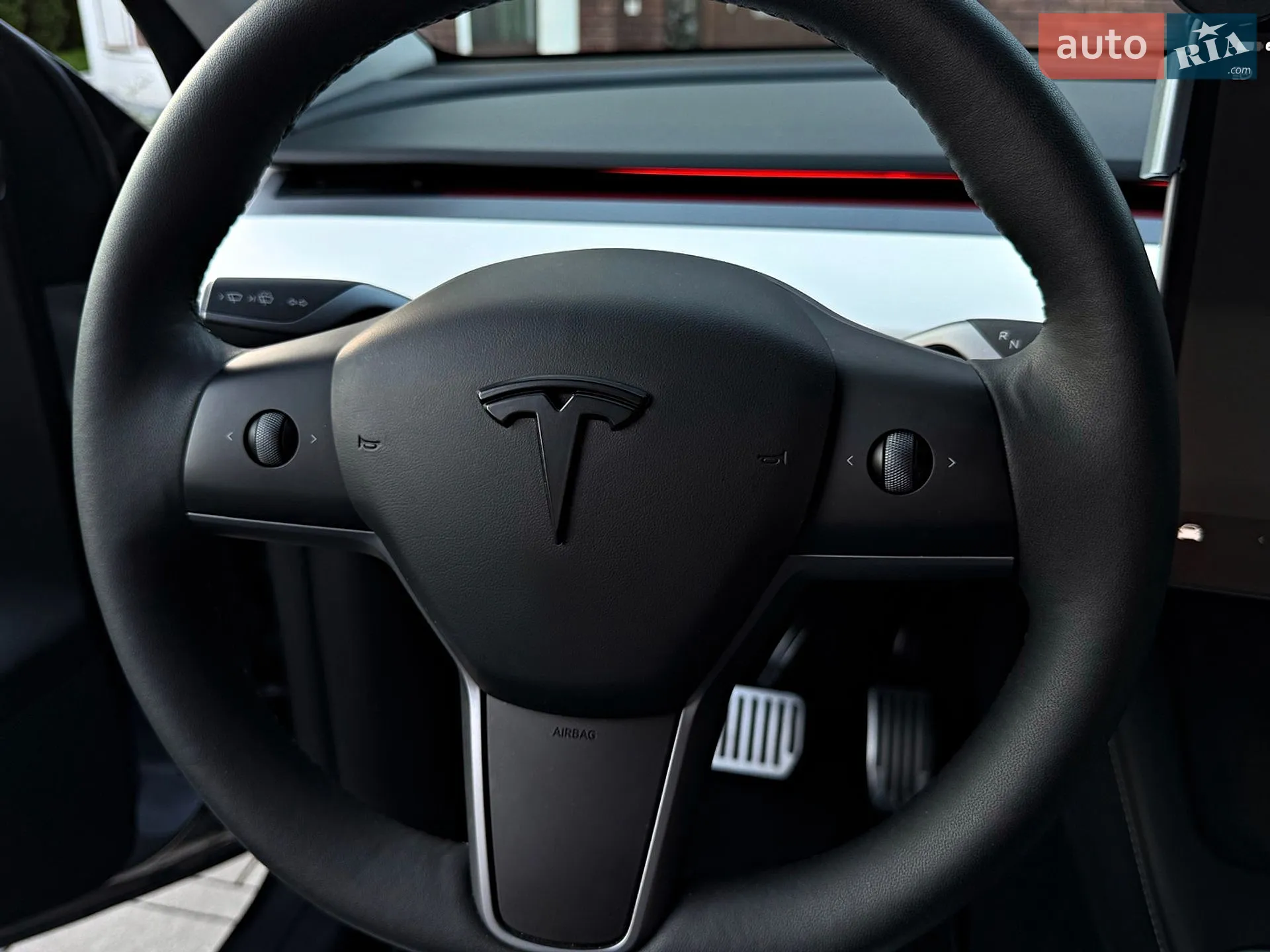2024 Tesla Model Y - мініатюра 24