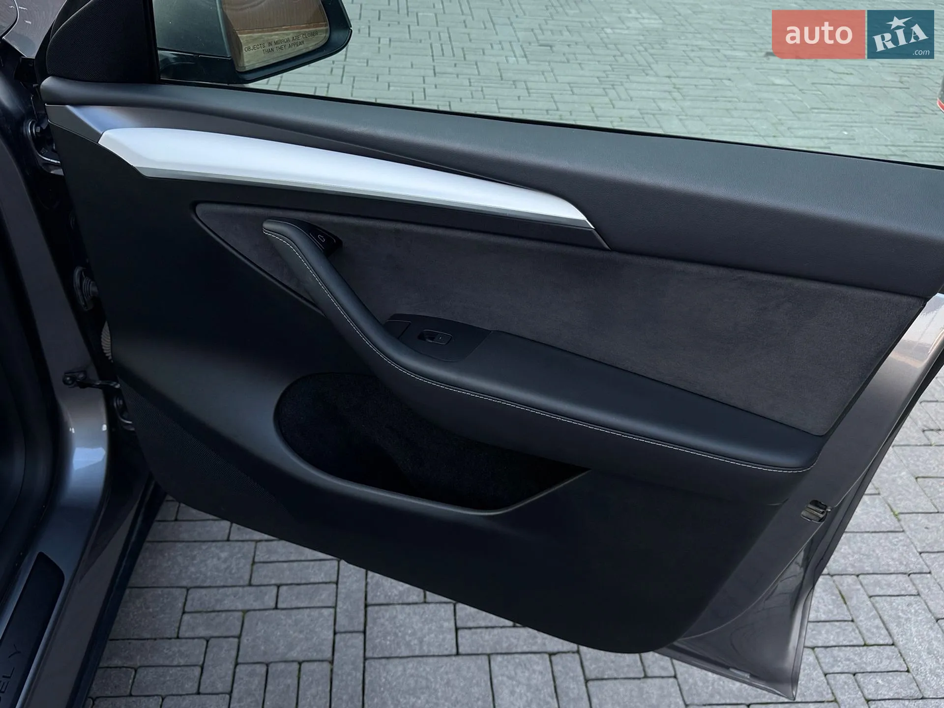 2024 Tesla Model Y - мініатюра 43