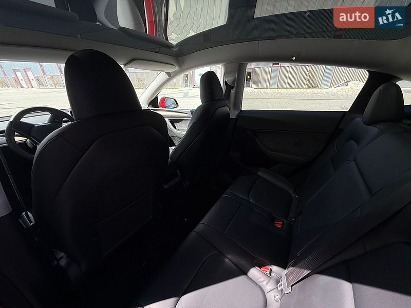 Позашляховик / Кросовер Tesla Model Y 2023 в Львові