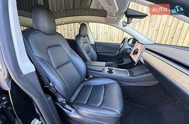 Позашляховик / Кросовер Tesla Model Y 2022 в Львові
