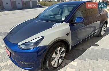 Внедорожник / Кроссовер Tesla Model Y 2023 в Львове