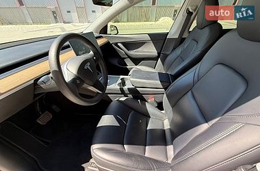 Внедорожник / Кроссовер Tesla Model Y 2021 в Львове