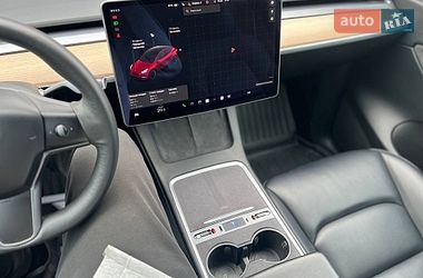 Внедорожник / Кроссовер Tesla Model Y 2021 в Львове