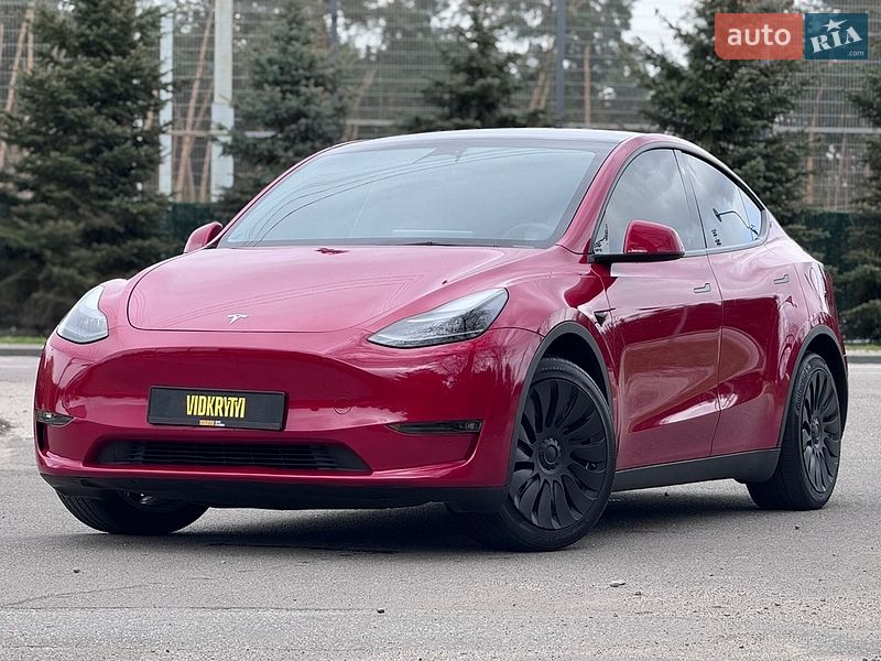 Позашляховик / Кросовер Tesla Model Y 2023 в Києві
