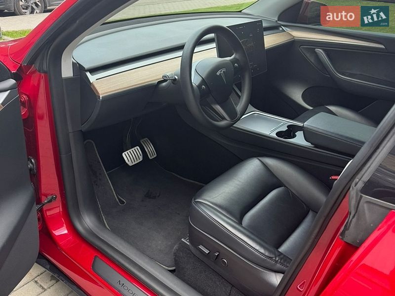 Внедорожник / Кроссовер Tesla Model Y 2022 в Днепре фото 8 Внедорожник / Кроссовер Tesla Model Y 2022 в Днепре