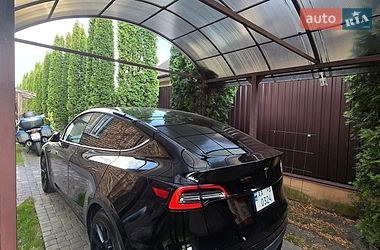 Внедорожник / Кроссовер Tesla Model Y 2021 в Киеве