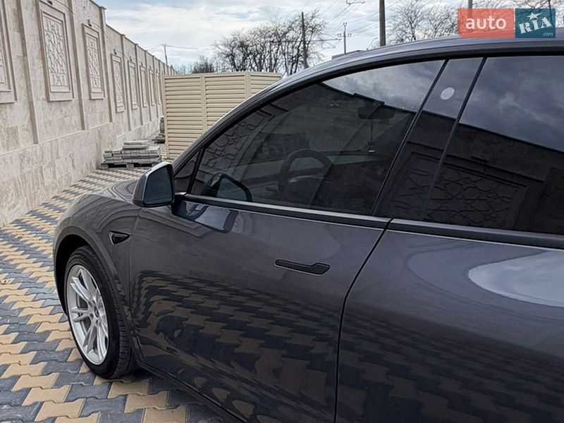 Внедорожник / Кроссовер Tesla Model Y 2023 в Одессе