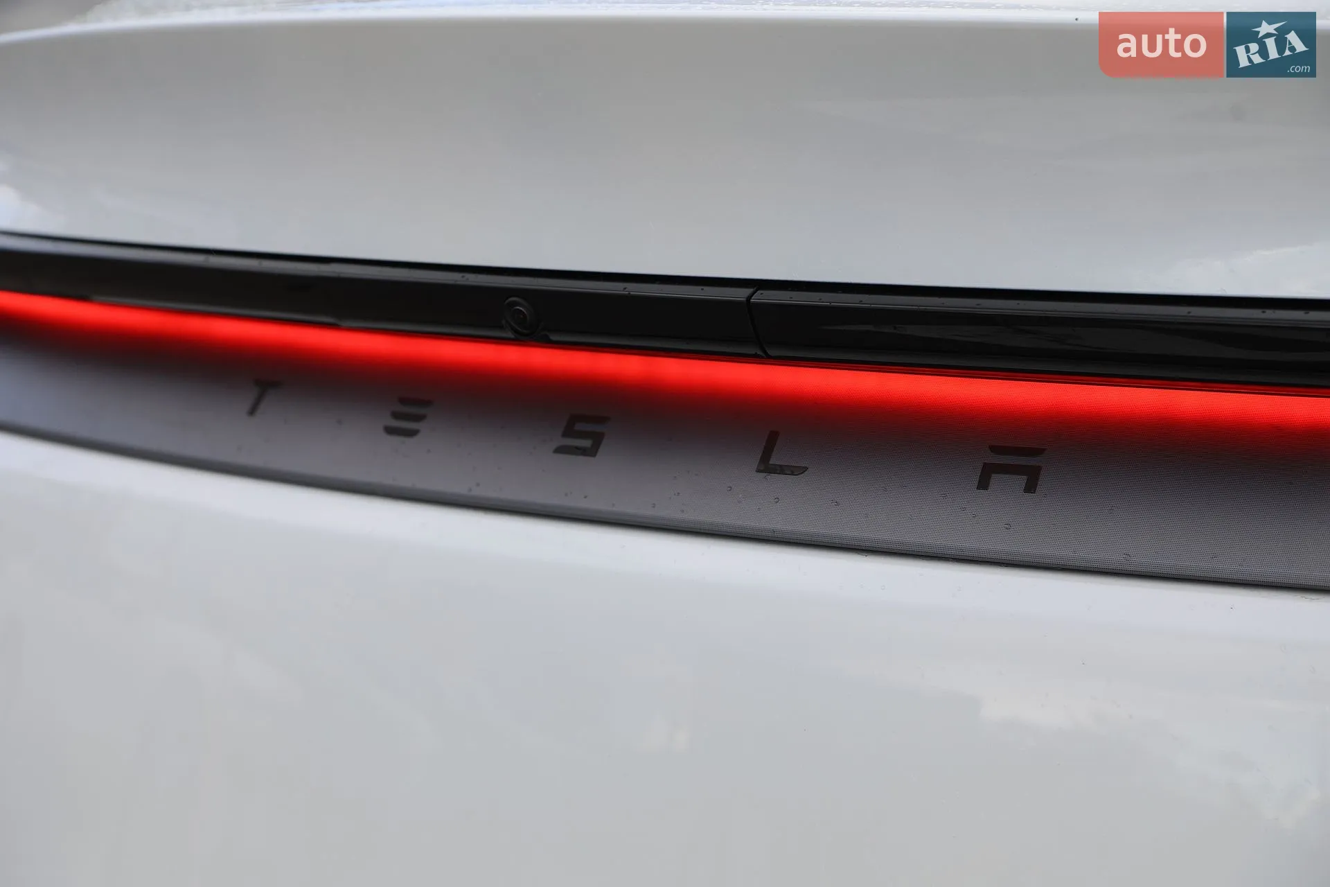 2025 Tesla Model Y - мініатюра 9