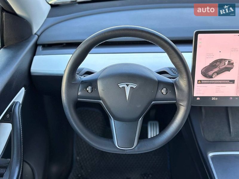 Внедорожник / Кроссовер Tesla Model Y 2021 в Луцке
