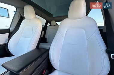Внедорожник / Кроссовер Tesla Model Y 2021 в Луцке
