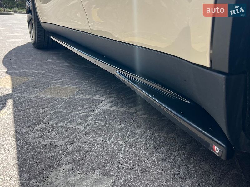 Внедорожник / Кроссовер Tesla Model Y 2022 в Трускавце