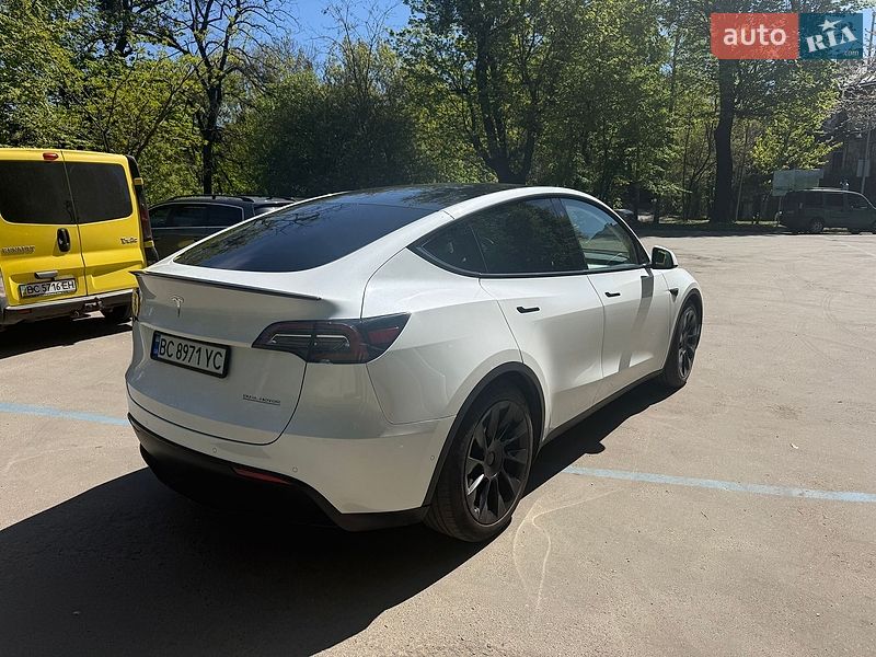 Внедорожник / Кроссовер Tesla Model Y 2022 в Львове