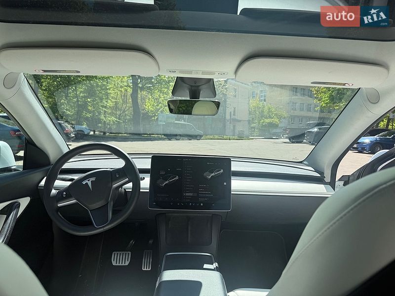 Внедорожник / Кроссовер Tesla Model Y 2022 в Львове
