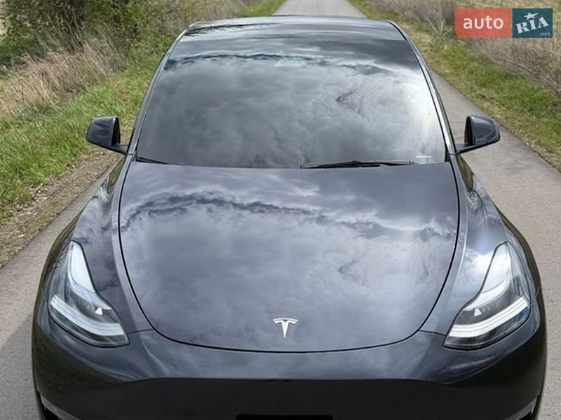 Позашляховик / Кросовер Tesla Model Y 2024 в Білій Церкві