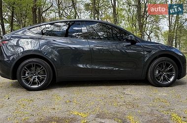 Позашляховик / Кросовер Tesla Model Y 2024 в Білій Церкві
