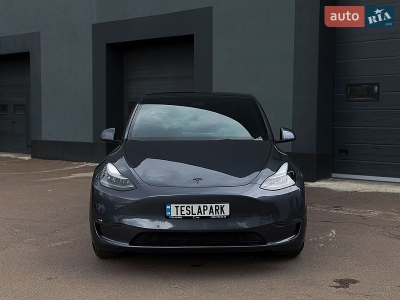 Внедорожник / Кроссовер Tesla Model Y 2022 в Киеве