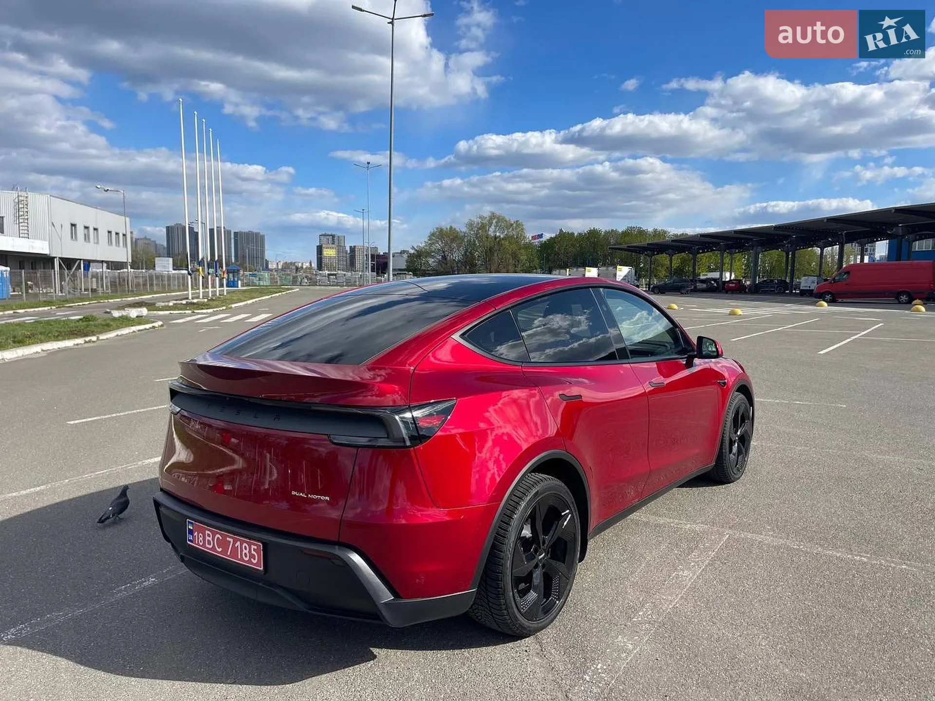2025 Tesla Model Y - мініатюра 9