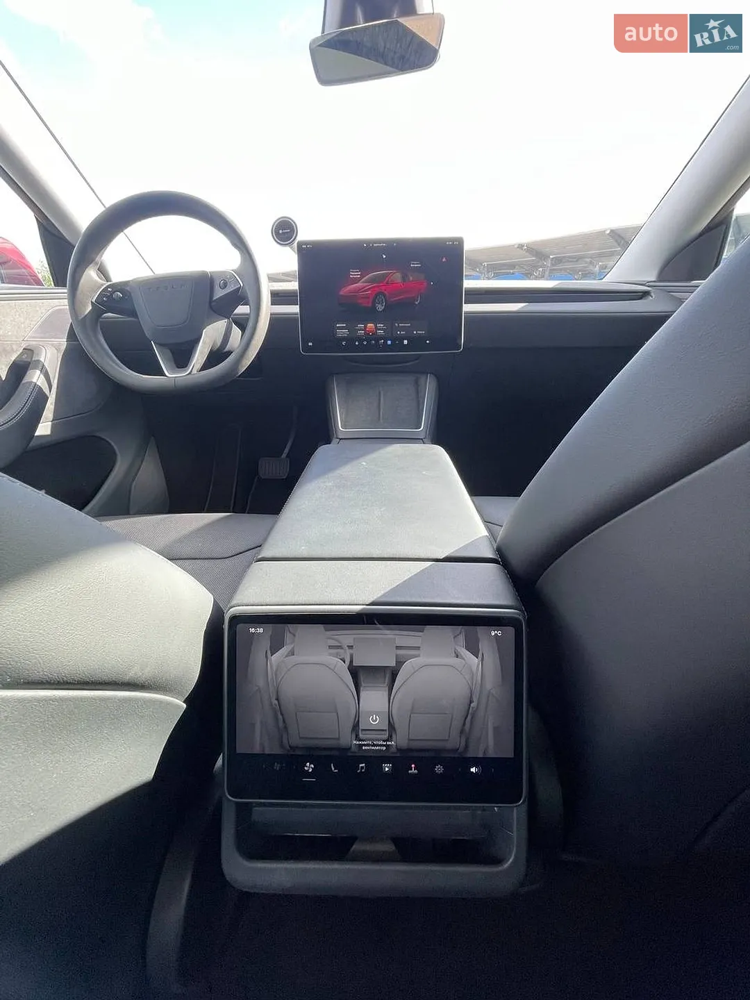 2025 Tesla Model Y - мініатюра 21